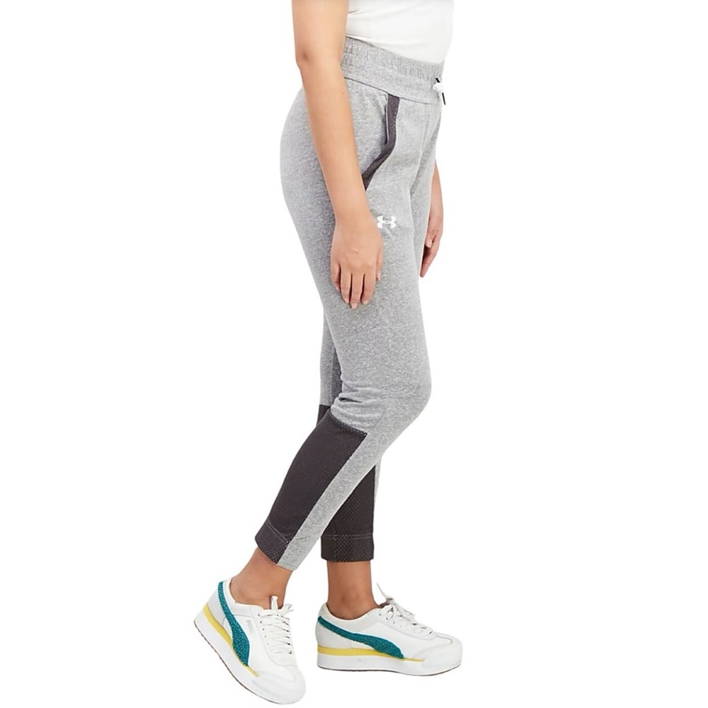 Under Armour Sportswear Fit Training Pants Women’s Grey Joggers with Mesh Panels